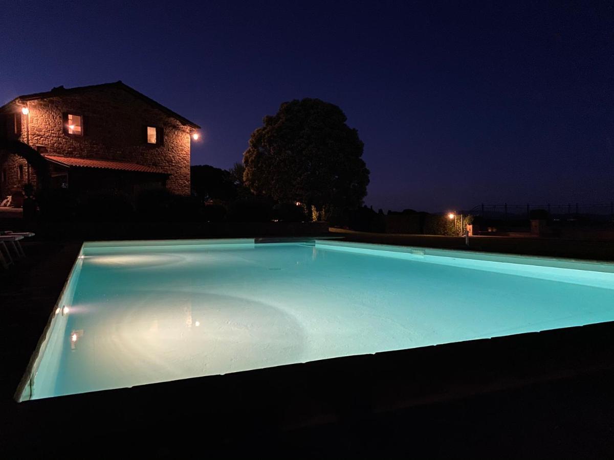 La Luna Di Mezzanotte Fratta Todina المظهر الخارجي الصورة