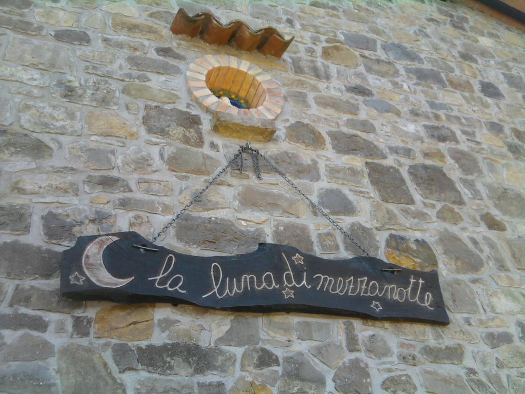 La Luna Di Mezzanotte Fratta Todina المظهر الخارجي الصورة